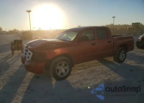 2008 Dodge Dakota Quad Slt from USA, damaged, VIN 1D7HW48N88S542770